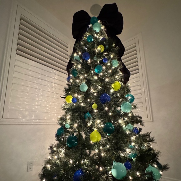 NYE Anthro Black satin Bow Tree Topper - Picture 16 of 16